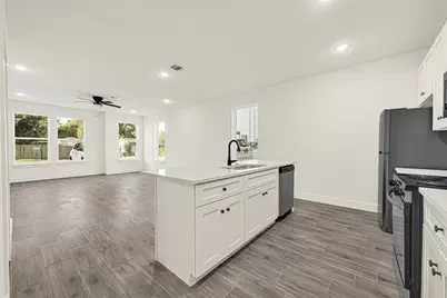 7957 Booker Street #A/B, Houston, TX 77028 - Photo 8