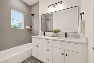 7957 Booker St, Houston, TX 77028 - Photo 14