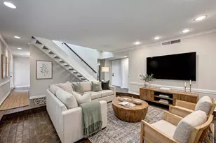 1122 Autrey St, Houston, TX 77006 - Photo 1