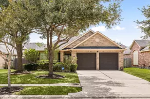 13018 Idle Water Ln, Houston, TX 77044 - Photo 2