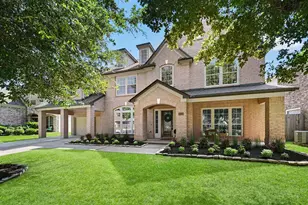 16010 Ashvale Dr, Tomball, TX 77377 - Photo 2