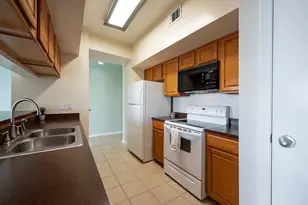 18809 Egret Bay Blvd, Webster, TX 77058 - Photo 20