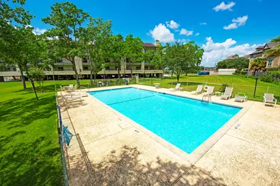 18809 Egret Bay Boulevard #127, Webster, TX 77058 - Photo 6