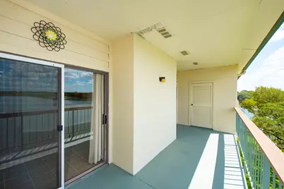 18809 Egret Bay Boulevard #127, Webster, TX 77058 - Photo 2