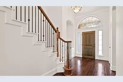 6 Sleeping Colt Place, The Woodlands, TX 77389 - Photo 4