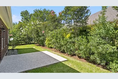 6 Sleeping Colt Place, The Woodlands, TX 77389 - Photo 32