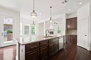 6 Sleeping Colt Pl, The Woodlands, TX 77389 - Photo 10
