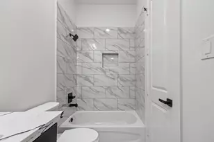 1938 Laverne St, Houston, TX 77080 - Photo 18