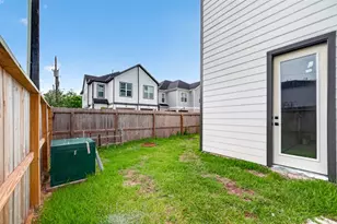 1938 Laverne St, Houston, TX 77080 - Photo 36