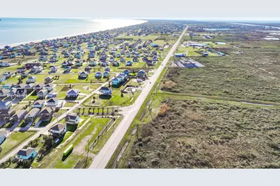 2570 Highway 87, Crystal Beach, TX 77650 - Photo 30
