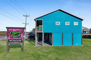 2570 Hwy 87, Crystal Beach, TX 77650 - Photo 2