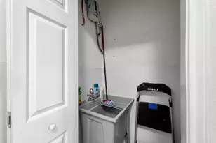 2570 Hwy 87, Crystal Beach, TX 77650 - Photo 28