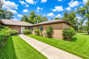 212 Quaker Dr, Friendswood, TX 77546 - Photo 26