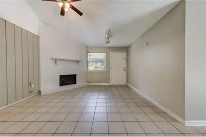 212 Quaker Drive #B3, Friendswood, TX 77546 - Photo 4