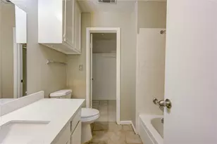 212 Quaker Dr, Friendswood, TX 77546 - Photo 16