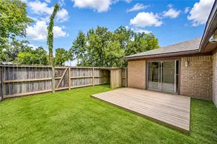 212 Quaker Dr, Friendswood, TX 77546 - Photo 24
