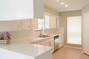 10127 Sagegate Dr, Houston, TX 77089 - Photo 8