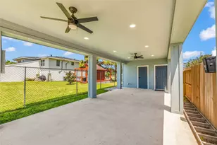 2811 Sealy St, Galveston, TX 77550 - Photo 10