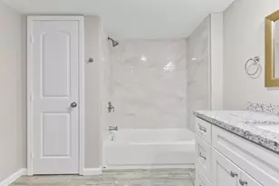 6905 Speaker St, Hitchcock, TX 77563 - Photo 20