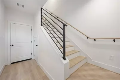 2530 Live Oak Street, Houston, TX 77004 - Photo 6