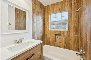 1803 Simpson St, Houston, TX 77020 - Photo 10