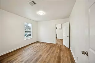 1803 Simpson St, Houston, TX 77020 - Photo 6