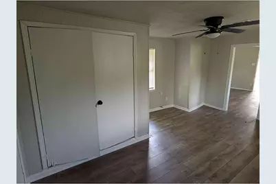 5207 Rue Street, Houston, TX 77033 - Photo 10