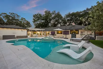 8518 Westview Drive, Houston, TX 77055 - Photo 2
