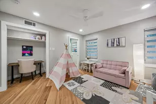 8518 Westview Dr, Houston, TX 77055 - Photo 28