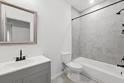319 N Carolina Street #B, Houston, TX 77029 - Photo 12