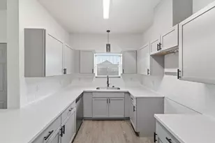 319 N Carolina St, Houston, TX 77029 - Photo 6
