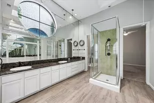 1605 Potomac Dr, Houston, TX 77057 - Photo 14