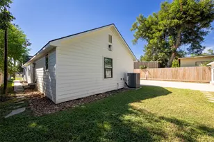 729 Caperton St, Houston, TX 77022 - Photo 40