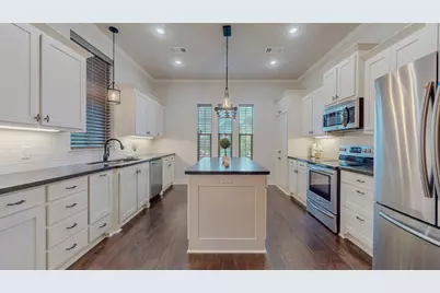 2 Cottage Grove, Beaumont, TX 77713 - Photo 12