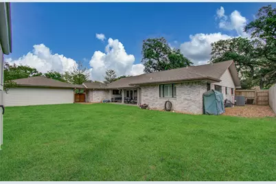 10402 Hazelhurst Drive, Houston, TX 77043 - Photo 42