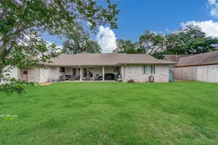 10402 Hazelhurst Dr, Houston, TX 77043 - Photo 40