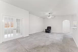 15814 Collinsville Dr, Tomball, TX 77377 - Photo 10