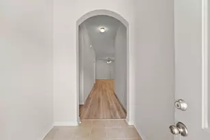 15814 Collinsville Dr, Tomball, TX 77377 - Photo 6