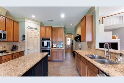 3230 Five Oaks Drive, Missouri City, TX 77459 - Photo 18