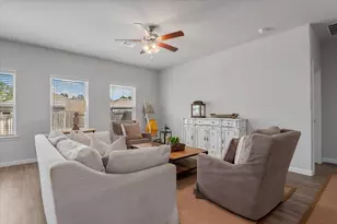 5728 Palm Flower Dr, Montgomery, TX 77316 - Photo 8