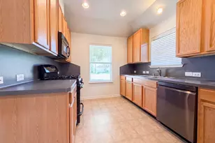 11327 Grass Lake Ln, Richmond, TX 77406 - Photo 2