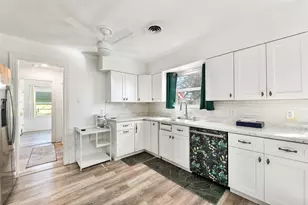 117 Tuna Ave, Galveston, TX 77550 - Photo 16