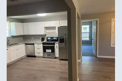 5962 Southwind Street, Houston, TX 77033 - Photo 6
