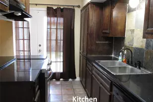 12319 Springcrest Dr, Houston, TX 77072 - Photo 10