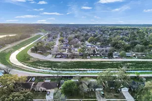 7282 Shady Corners Ln, Houston, TX 77040 - Photo 42