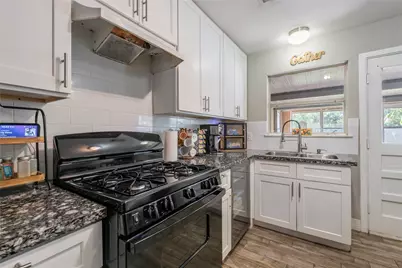 10526 Tolman Street, Houston, TX 77034 - Photo 8