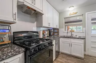 10526 Tolman St, Houston, TX 77034 - Photo 8