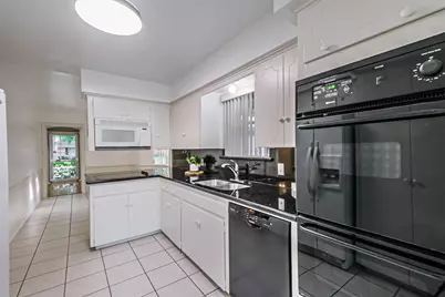 6122 Piping Rock Lane, Houston, TX 77057 - Photo 20