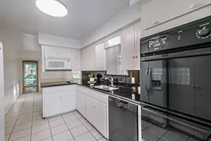 6122 Piping Rock Ln, Houston, TX 77057 - Photo 20