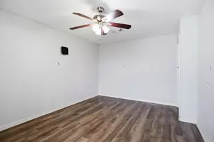 4211 Hartsville Rd, Houston, TX 77047 - Photo 10